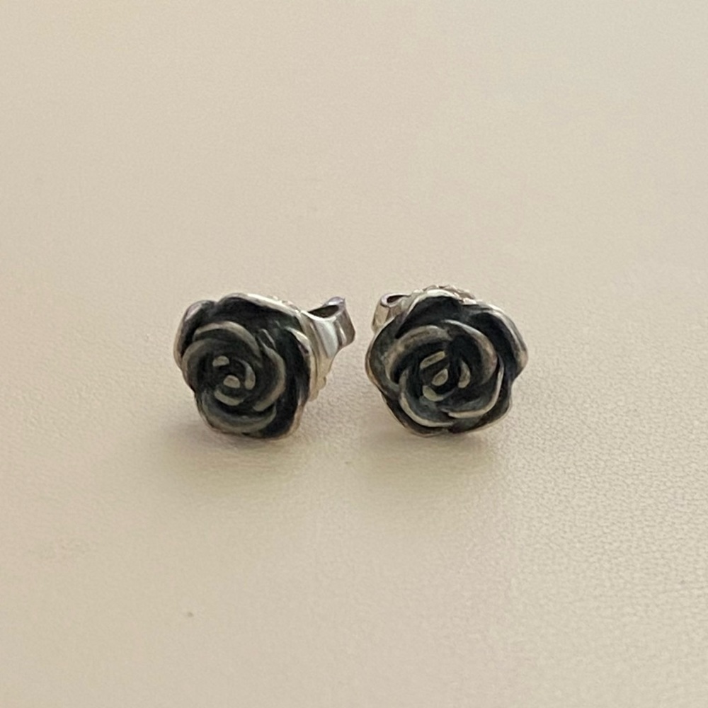 JAMES AVERY ROSE EAR STUDS